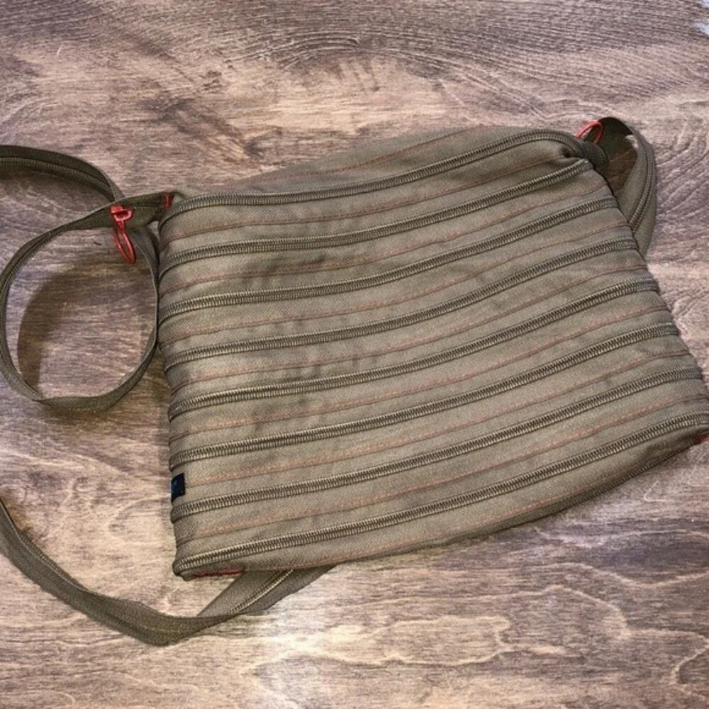 Zip it cross body zippers bag - Picture 6 of 6